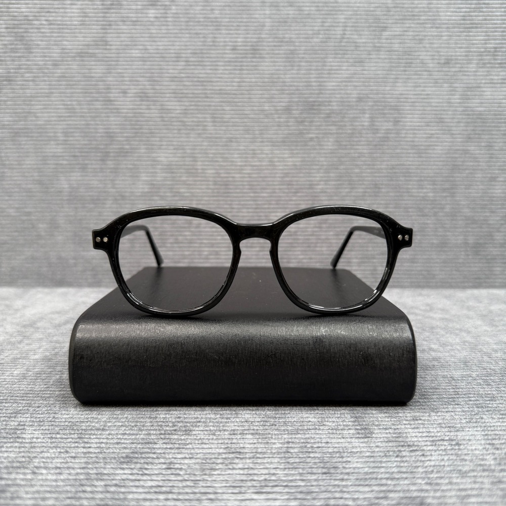 Claiborne Mens Black Round Y2K Eyeglass Frames 33976/1211 53-18-138